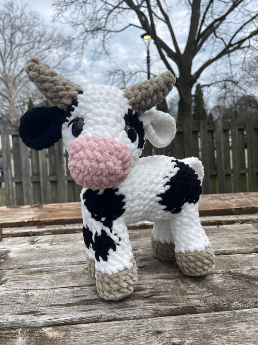 Holstein Cow Amigurumi