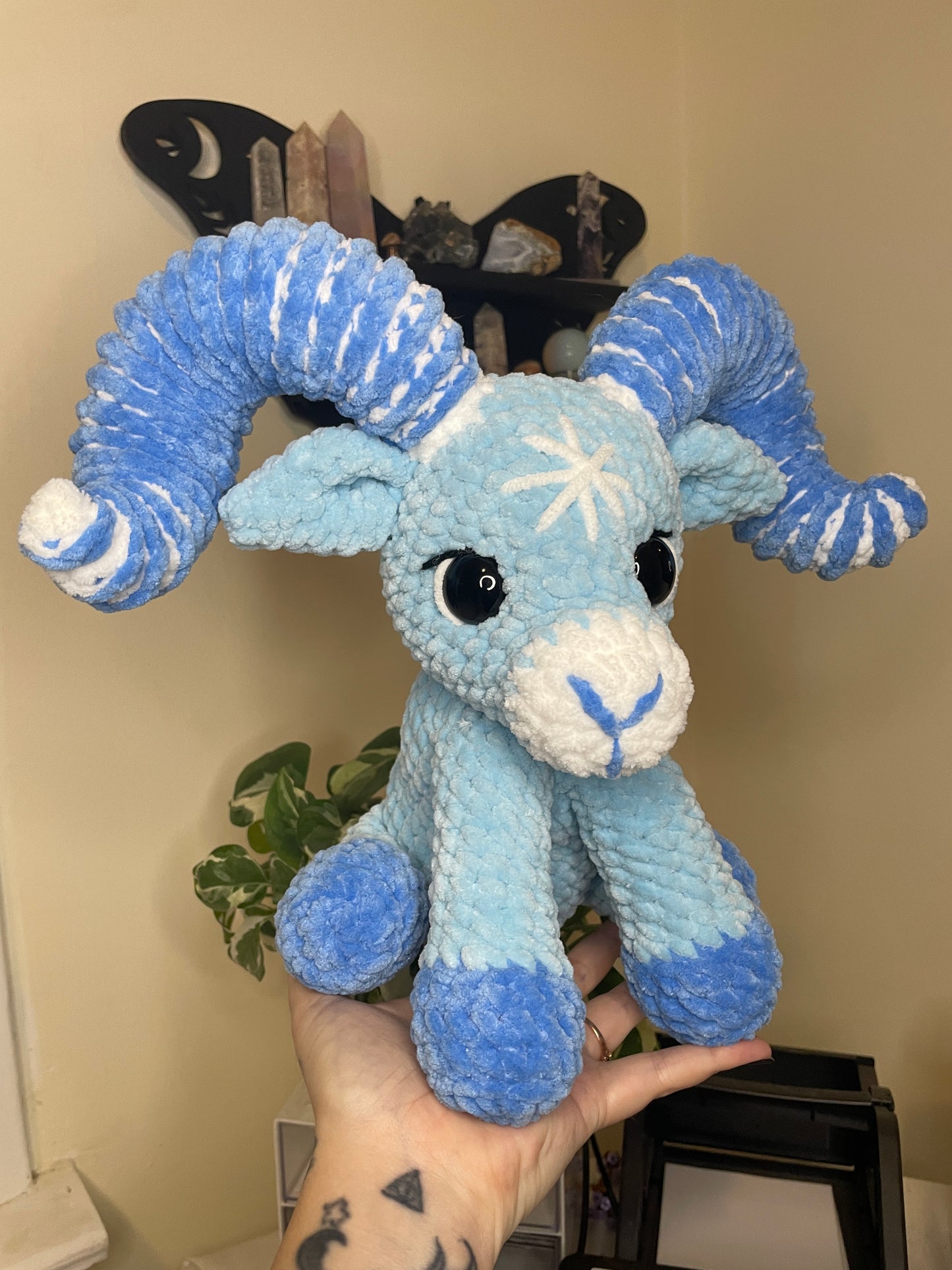 Winter Ram Amigurumi